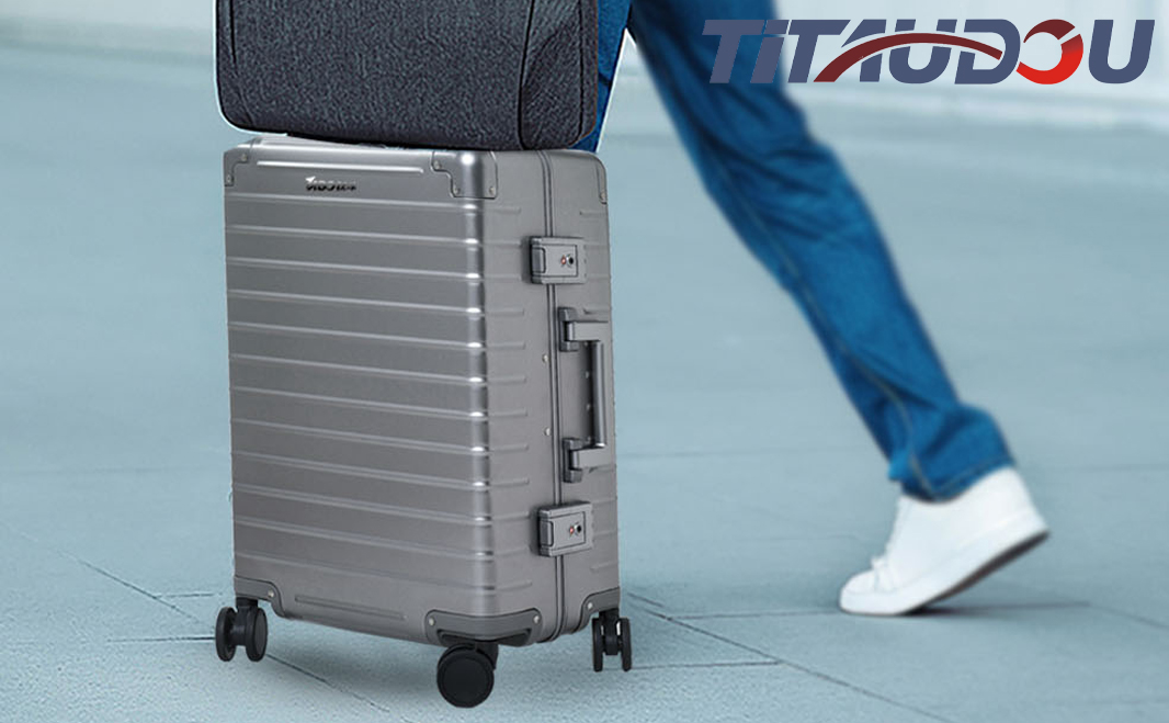 Pure titanium suitcase