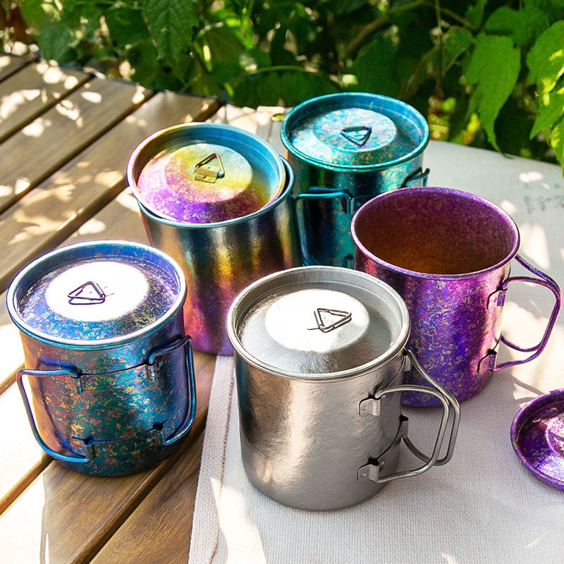 Camping trip men's hobby: baked blue titanium cup