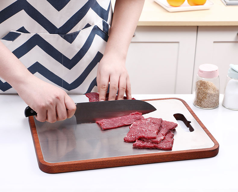 Titanium Cutting Board: Non-Porous, Anti-Microbial Surface for Kitchen Hygiene and Safe Food Prep