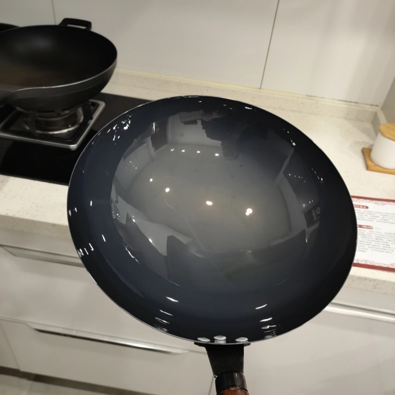 Can You Cook Acidic Foods in Cast Iron? How to Protect Your Pan and Food Flavor