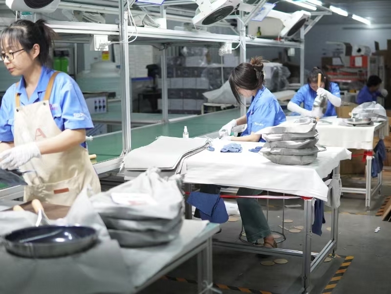 Tri-Ply Titanium Cookware: Interfacial Bonding Strength, Layer Structure, and Buyer Verification Tri-Ply Titanium Cookware: Interfacial Bonding Strength, Layer Structure, and Buyer Verification